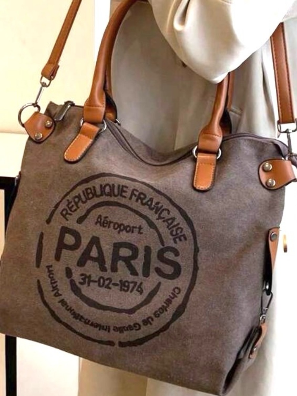 BOUTIQUE Tote Handbag Zip Top Canvas Vegan Leather Handles, Strap, Trim - NWT